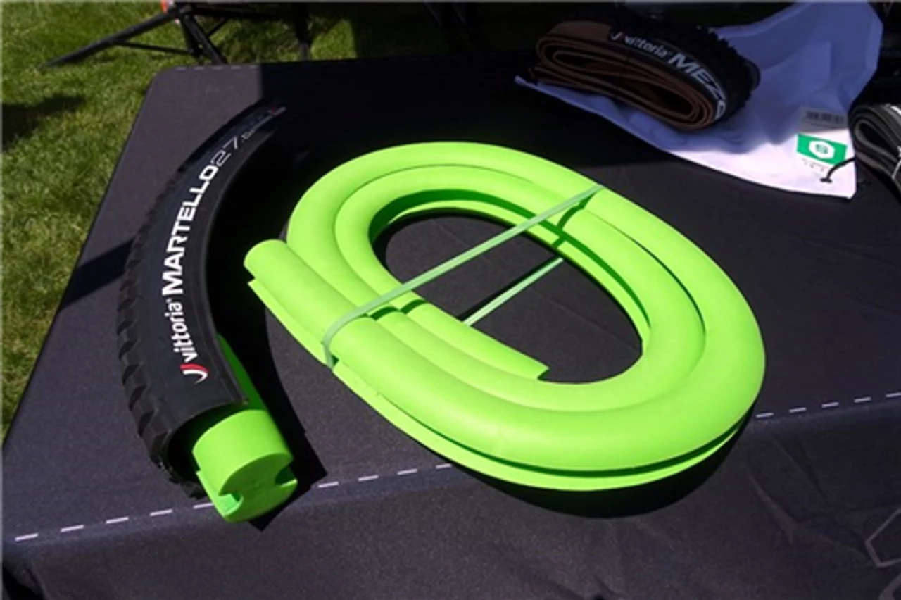 Vittoria Air-Liner Tubeless Tire Liner 3 Vittoria Air-Liner Tubeless Tire Liner - Image 3