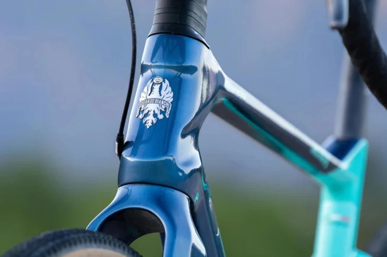 Bianchi Arcadex Shimano GRX Gravel Bike 5 Bianchi Arcadex Shimano GRX Gravel Bike - Image 5