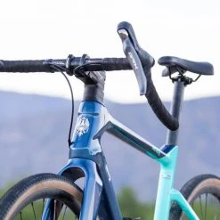 Bianchi Arcadex Shimano GRX Gravel Bike 8 Bianchi Arcadex Shimano GRX Gravel Bike -Glory Cycles Store Online DSC 9835 31272.1657119646