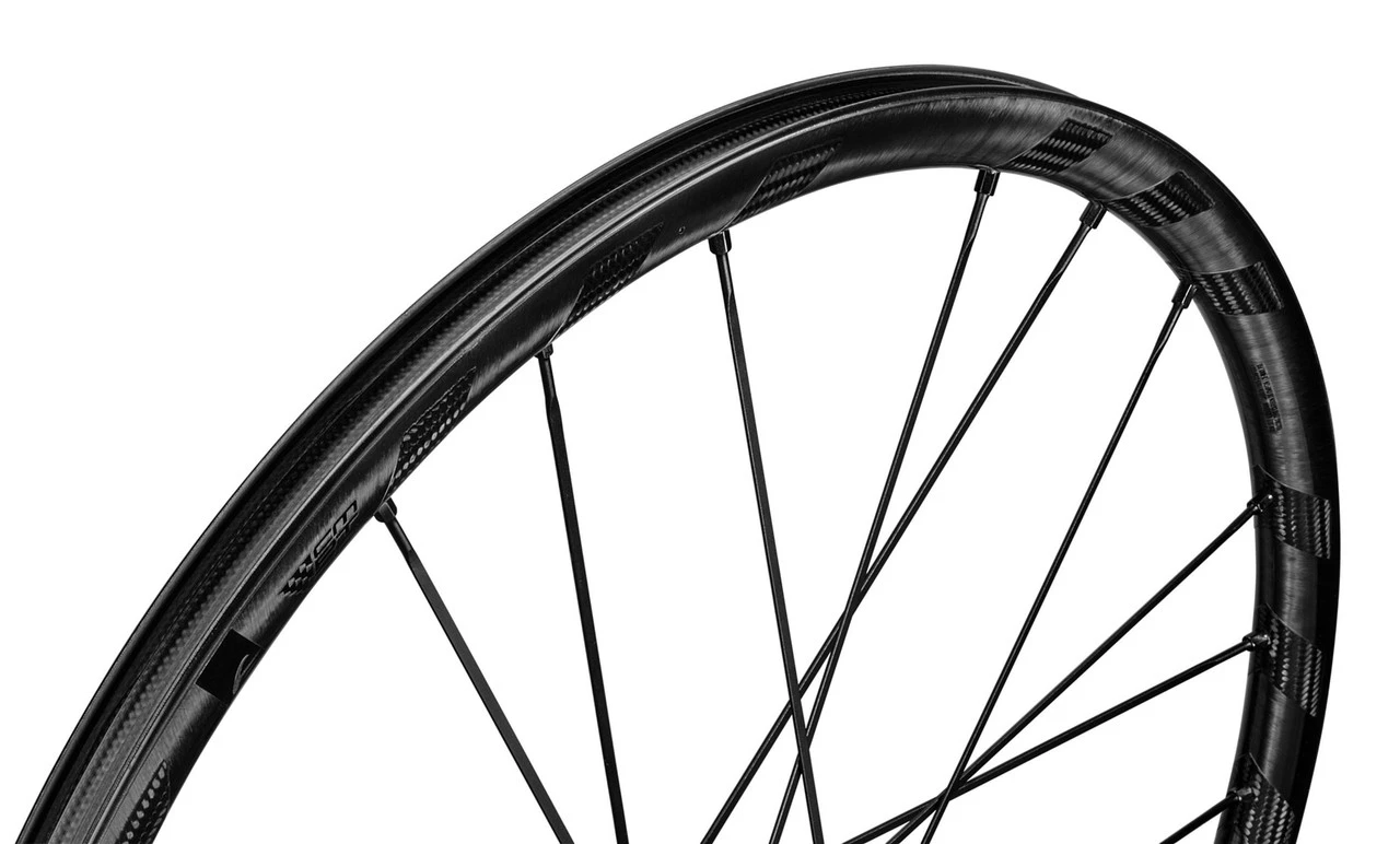 Fulcrum Racing Zero Carbon CMPTZN Disc Brake Wheelset 5 Fulcrum Racing Zero Carbon CMPTZN Disc Brake Wheelset - Image 5