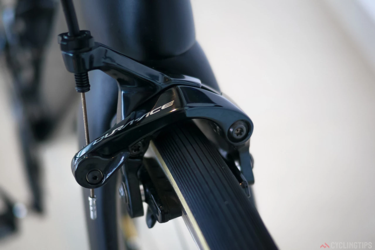 Shimano Dura-Ace R9200 Rim Brake Caliper Pair 2 Shimano Dura-Ace R9200 Rim Brake Caliper Pair - Image 2