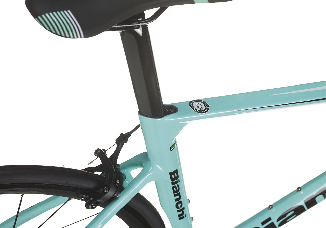 Bianchi Aria Disc Ultegra 8020 Bike Celeste 4 Bianchi Aria Disc Ultegra 8020 Bike Celeste - Image 4