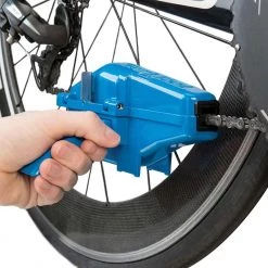 Park Tool CM-25 Chain Scrubber 5 Park Tool CM-25 Chain Scrubber -Glory Cycles Store Online park tool chain cleaner3 37213.1610340323